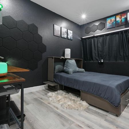 Modern Suite A Creator'S Dream タンパ エクステリア 写真